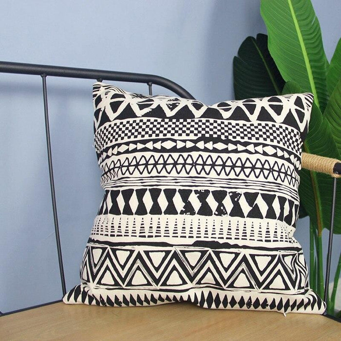2020 New Arrivals Luxury PU Leather Pillow Cover, Printed Moroccan Style Cotton Cushion Cover for Automobile and Sofa